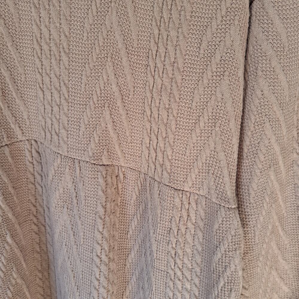 Women's V-Neck Long Sleeve Dress in Brown - Picture 4 of 6